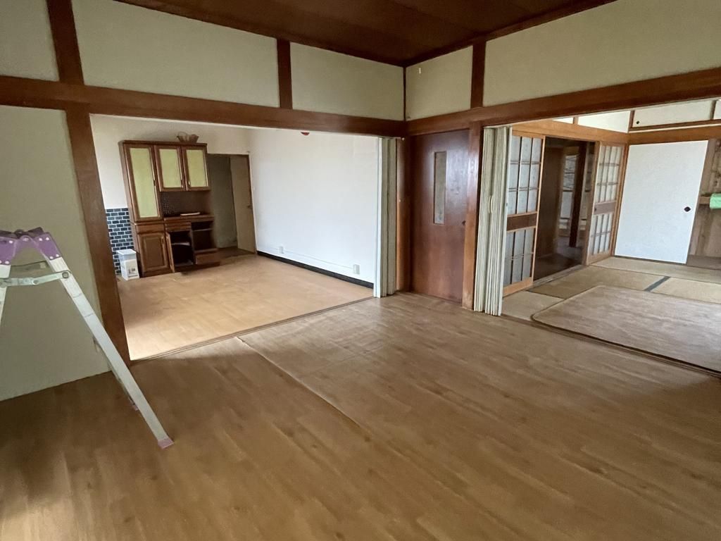 7DK Family Home Near Gakumon Station in Gobo, Wakayama - Thumbnail 4