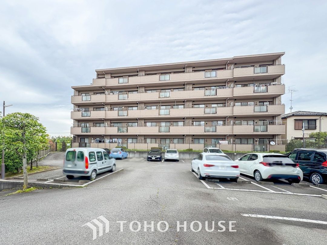 Renovated 3LDK Apartment for Sale in Yokohama's Aoba Ward - Thumbnail 2