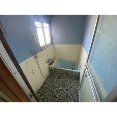 Used House in Tadotsu — Image 2, Tadotsu, Kagawa