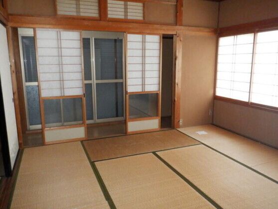 Traditional Wooden House for Sale in Takayama, Gifu - Thumbnail 2