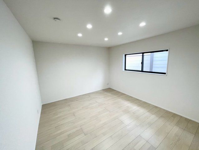 Renovated 4LDK house near Kurohira Station, Nagano - Thumbnail 3