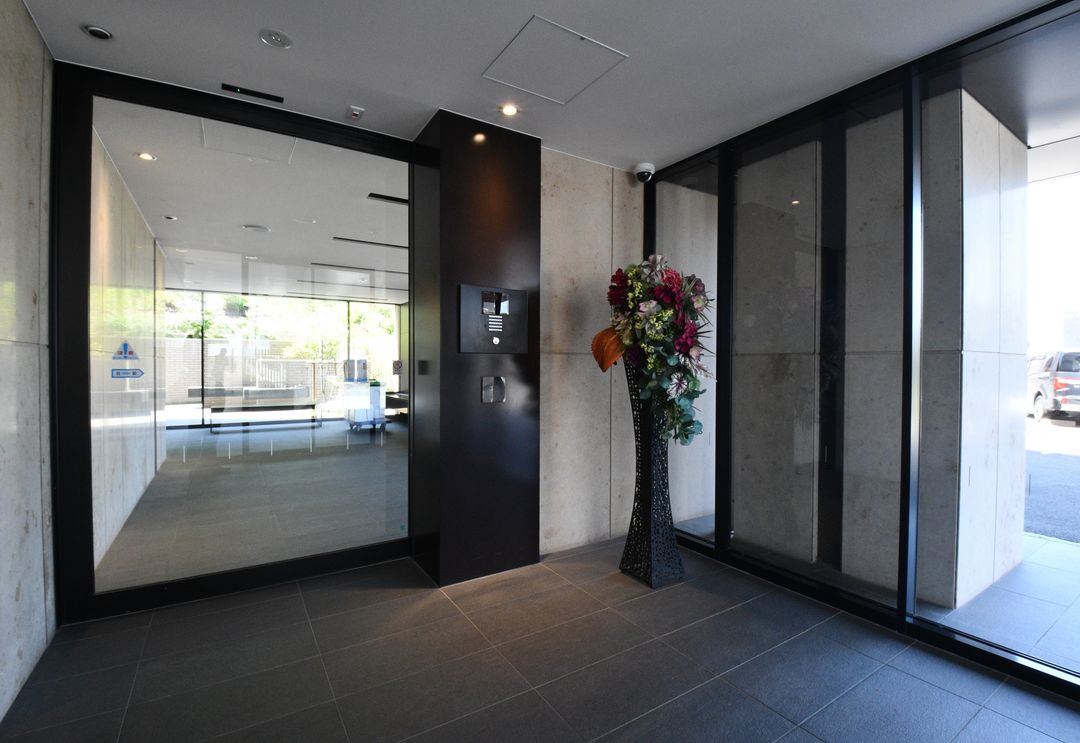 3LDK Apartment for Sale in Hamamatsu, Shizuoka - Thumbnail 2