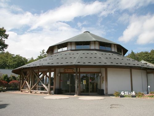 Royal Resort Yamanakako A Building 2LDK Condo for Sale - Thumbnail 2