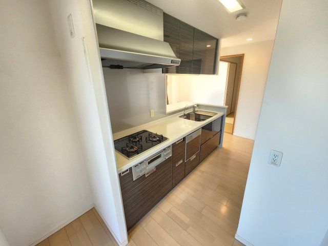 4LDK Apartment near JR Hieizan Sakamoto Station, Otsu - Thumbnail 3