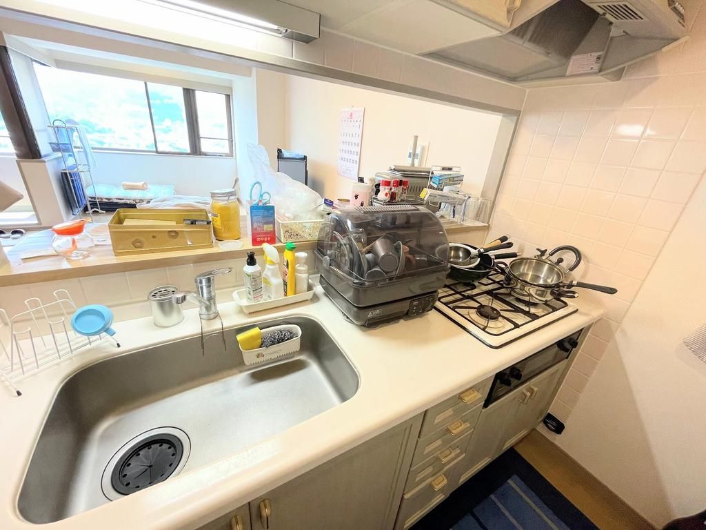 Petit Monde Atami 2LDK Resort Condo for Sale - Thumbnail 4