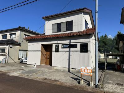 [Homes] Remodeled Fukuoka-cho Akamaru used detached house | — House, Takaoka, Toyama
