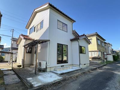 [Homes] Remodeled Fukuoka-cho Akamaru used detached house | — House, Takaoka, Toyama