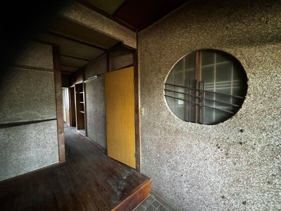 1966 3DK Wooden House with Garden for Sale in Numazu - Thumbnail 2
