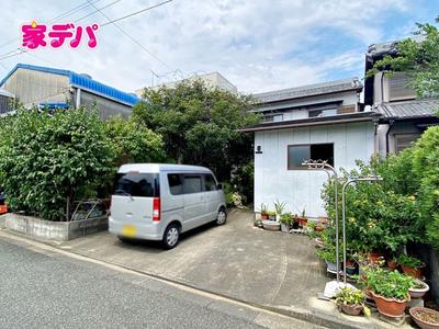 Spacious 4LDK House Near Gamagori Station - 138sqm Living Space — Image 1, Gamagori, Aichi