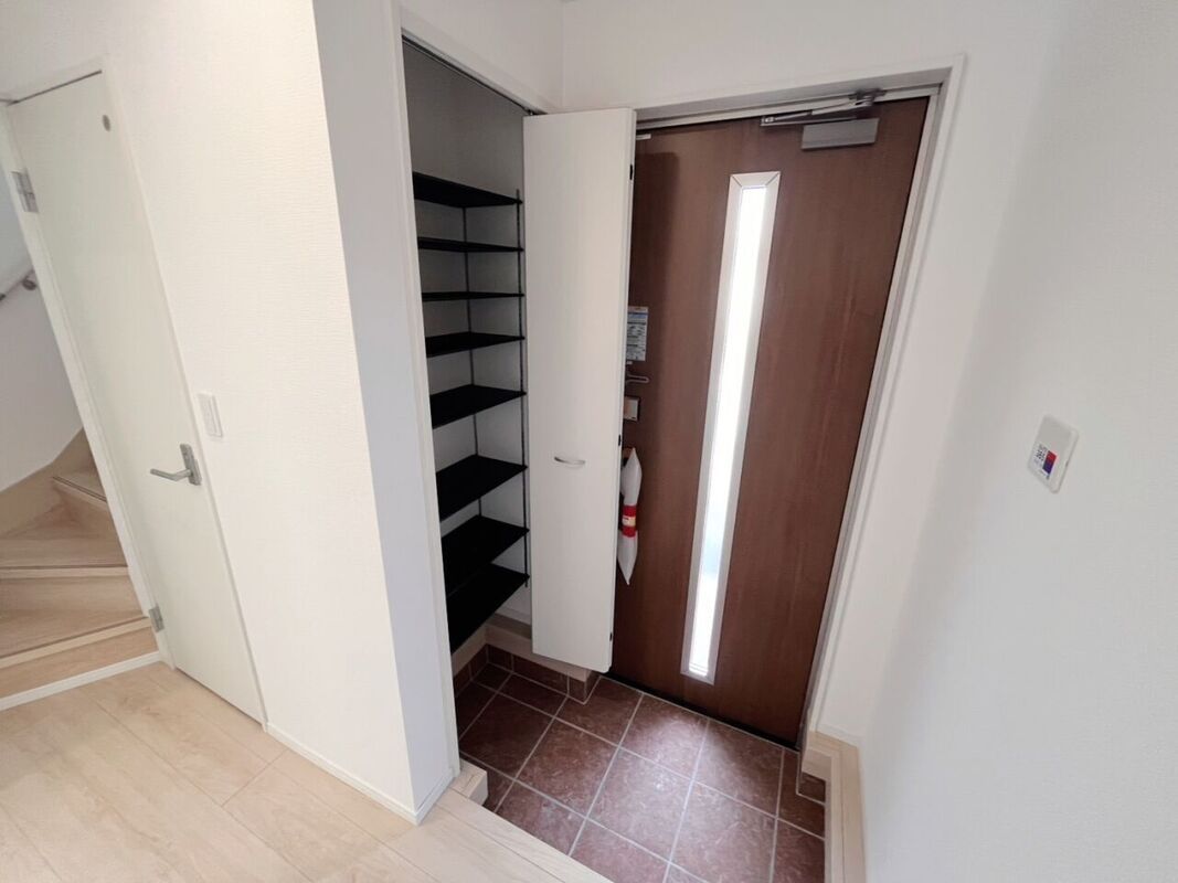 New 4SLDK House for Sale in Kinko-dai, Kagoshima City - Thumbnail 3