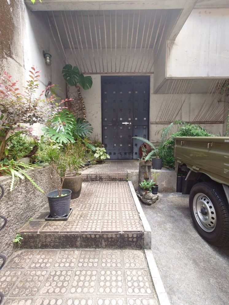 1LDK House for Sale in Naha's Yamashita-cho, Okinawa - Thumbnail 2
