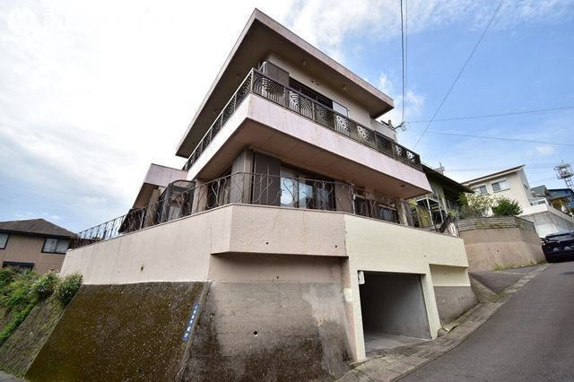 3LDK House in Kagoshima with Sakurajima Views - Thumbnail 2