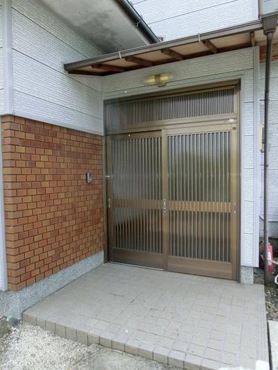 Traditional Family Home in Historic Kameoka, Kyoto Prefecture — Front_door, Kameoka, Kyoto