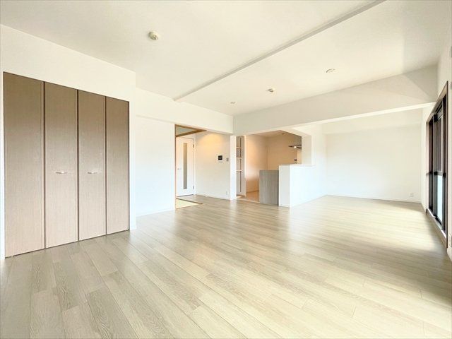Glorious Arimatsu Kita 3LDK Apartment for Sale in Nagoya - Thumbnail 4