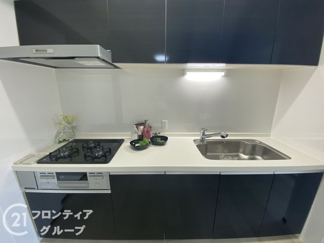 Renovated 3LDK Apartment Near Ōkuradani Station, Akashi - Thumbnail 3