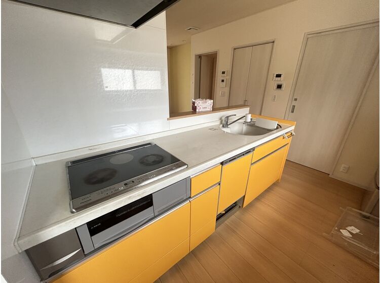 5LDK House with Solar Power in Kawakita, Ishikawa - Thumbnail 2