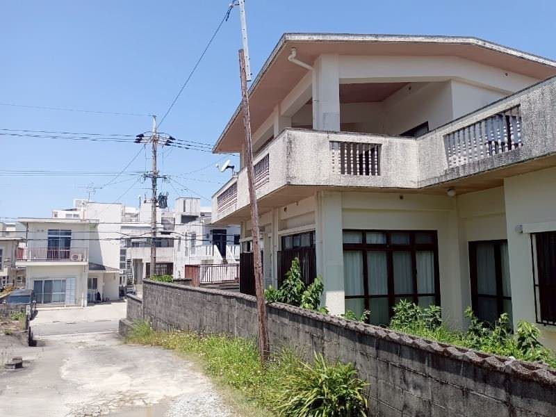 4LDK RCB House for Renovation in Uruma, Okinawa - Main Image