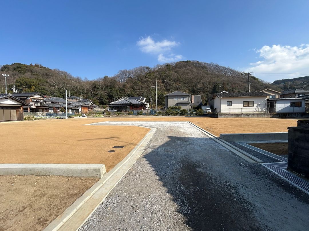 Land for Sale in Tobe, Ehime - 191.46 sqm Buildable Plot - Thumbnail 4