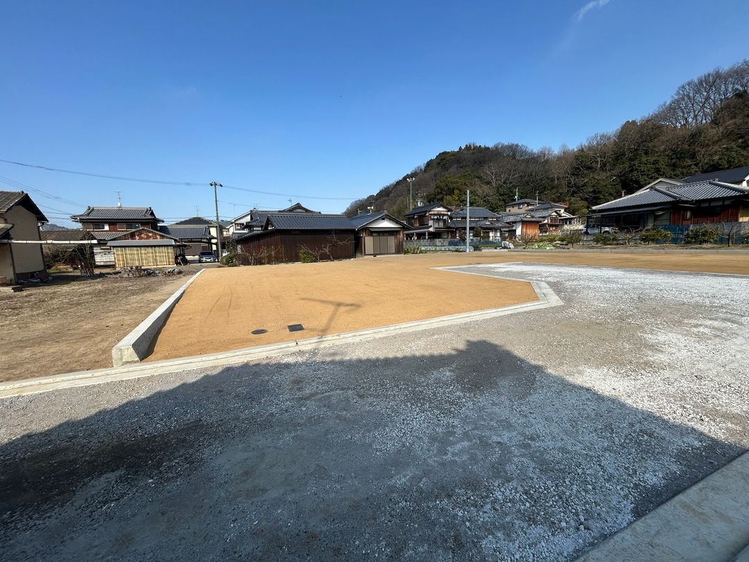 Land for Sale in Tobe, Ehime - 191.46 sqm Buildable Plot - Thumbnail 3