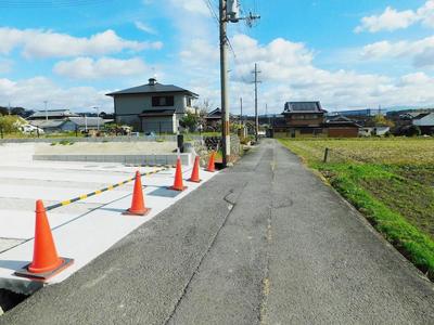 [Homes] Used detached house 3 minutes walk from Kitauchi Station on the JR Wakayama Line (Gojo City) — Image 1, Gojo, Nara