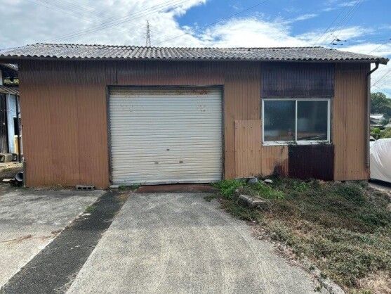 1991 2DK Wooden House on 755sqm Land in Seiyo City, Ehime - Thumbnail 3