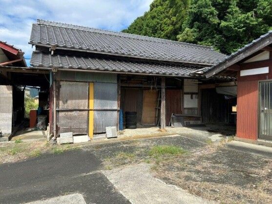 1991 2DK Wooden House on 755sqm Land in Seiyo City, Ehime - Thumbnail 4