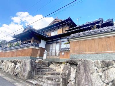 7-Bedroom House in Shime with Underground Garage — Image 4, Shimen, Fukuoka