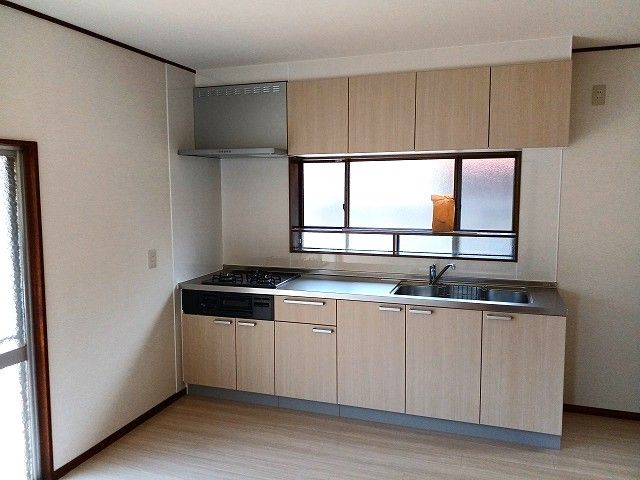 5DK House in Kiryu City with Recent Renovations - Thumbnail 3