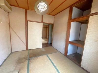Renovation-Ready 4K Terrace House for Sale in Kawanishi, Hyogo — Interior, Kawanishi, Hyogo