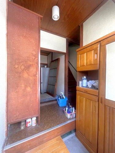 Renovation-Ready 4K Terrace House for Sale in Kawanishi, Hyogo — Interior, Kawanishi, Hyogo