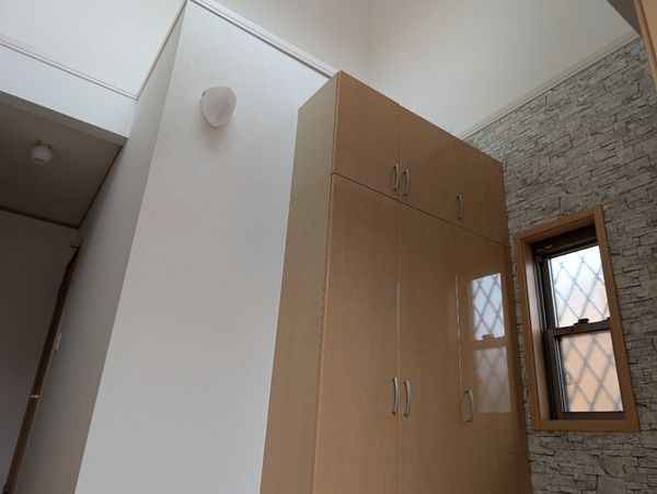 Renovated 3LDK House with Rooftop Balcony in Miki City - Thumbnail 2