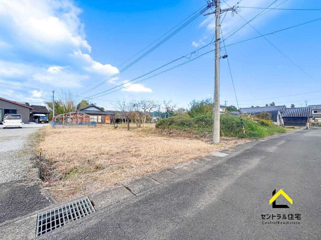 Large Land Plot for Sale in Kunifune Town, Miyazaki - No Building Conditions - Thumbnail 3
