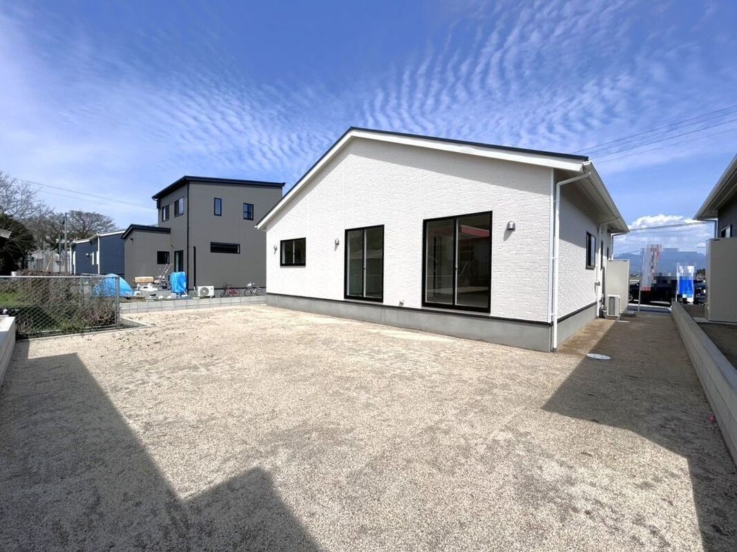 New Build 4LDK House in Kita-ku, Kumamoto City - Thumbnail 3