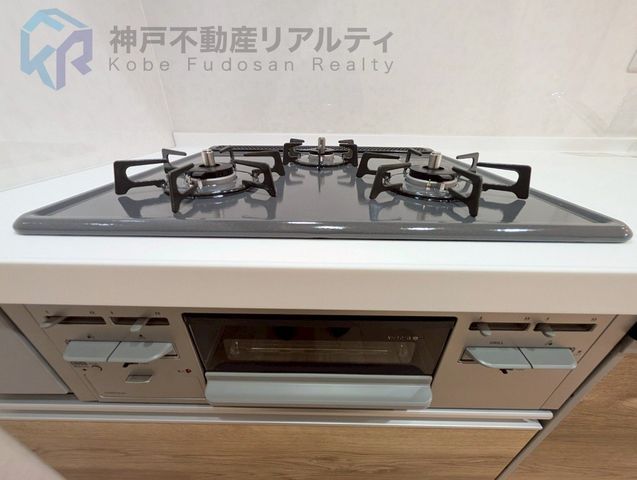 2LDK Apartment in Nishinomiya Near Naruo Station | 66 sqm - Thumbnail 2