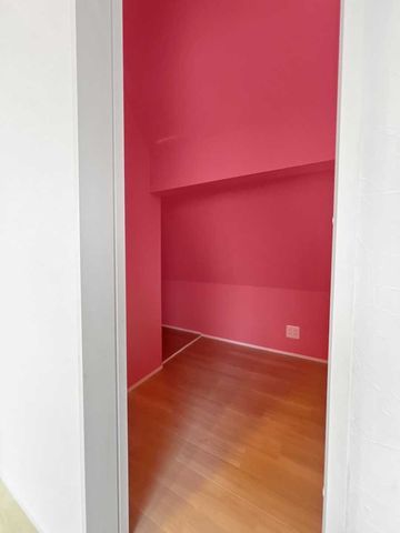 2LDK House for Sale in Setagaya, Tokyo near Sakurashimmachi Station - Thumbnail 4