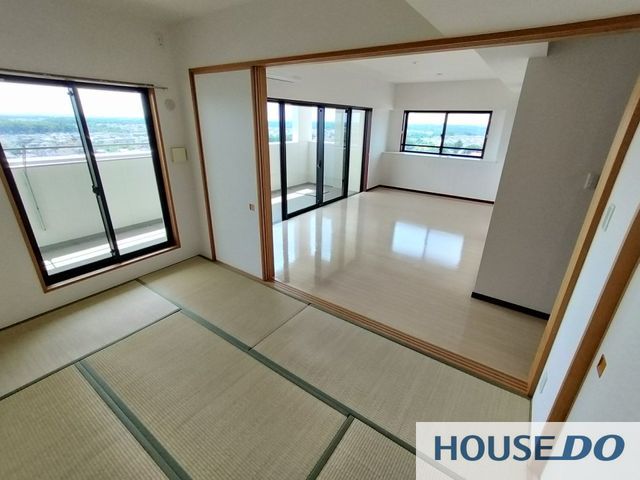 3LDK Apartment for Sale in Ushiku, Ibaraki - 72.44 sqm - Thumbnail 3