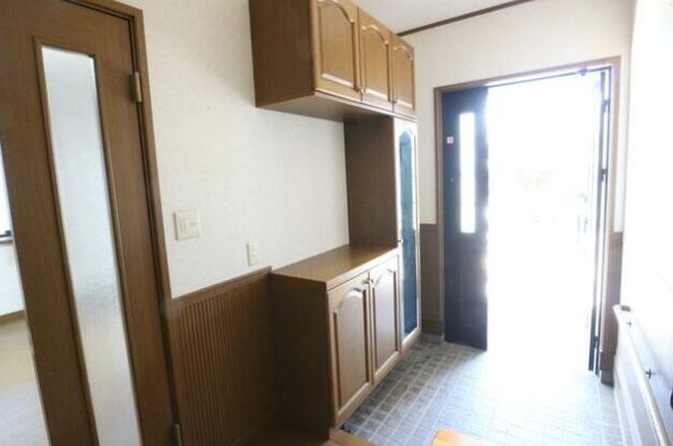 5LDK House in Yukuhashi City with 499m² Land - Thumbnail 2