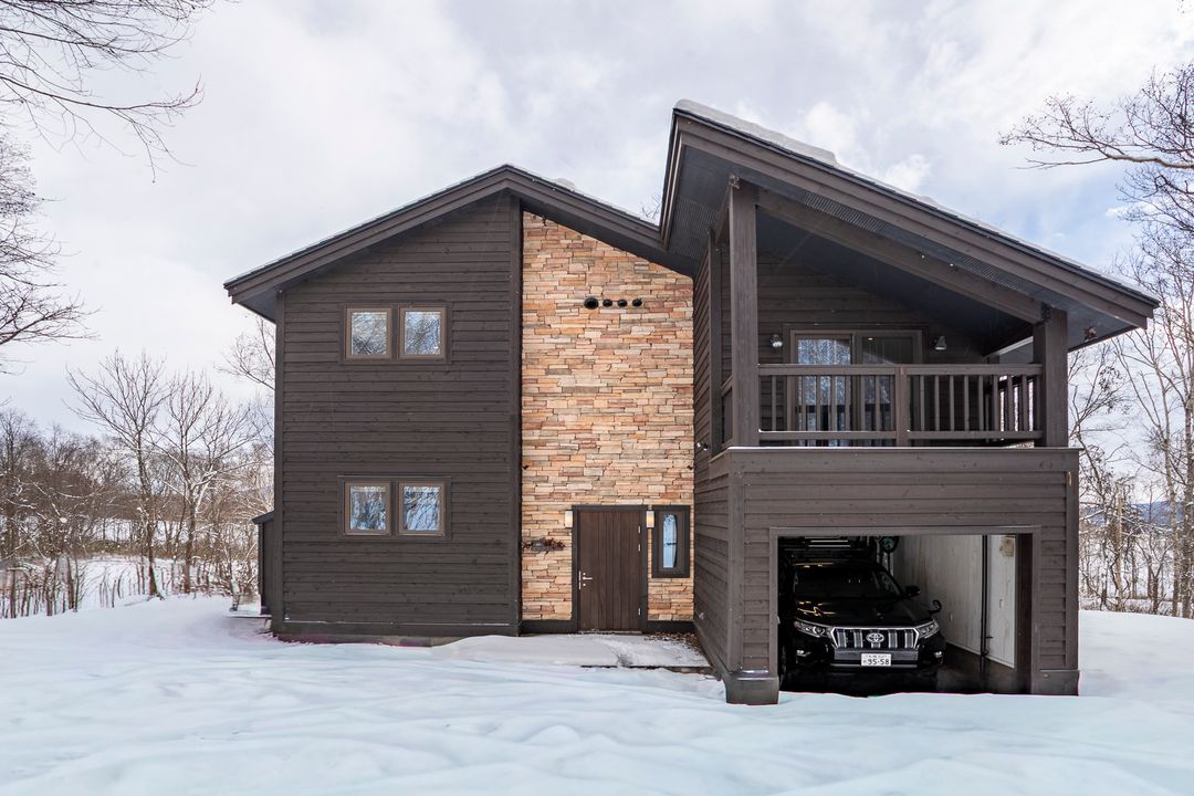 Serenity Chalet with Yotei Views in Soga Niseko - Image 1