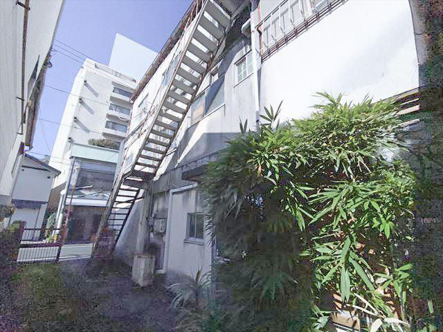 7DK House in Ito City, Shizuoka Prefecture - Thumbnail 3
