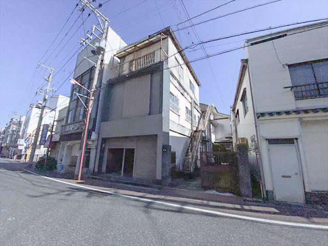 7DK House in Ito City, Shizuoka Prefecture - Thumbnail 2