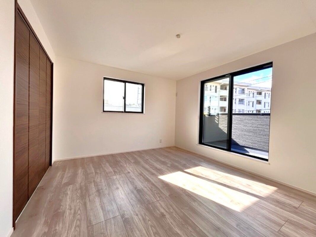 Land for Sale with Building Conditions in Kawasaki Nakahara-ku - Thumbnail 2