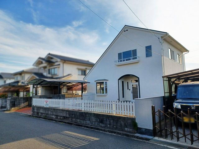 Renovated 3SLDK house in Hiroshima with parking - Thumbnail 2
