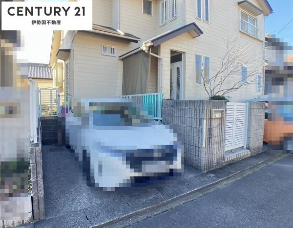 5LDK Family Home Near Sakura Park in Yokkaichi - Thumbnail 2