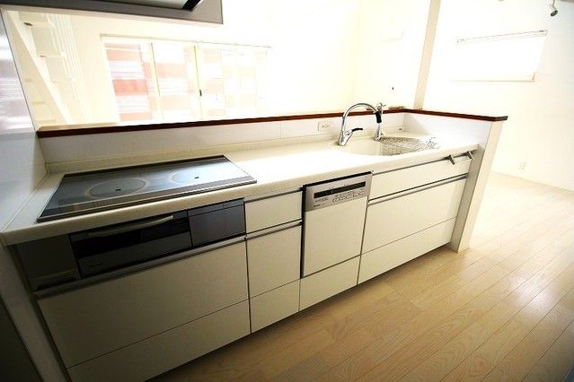 3LDK Detached House for Sale in Omiya, Saitama - 119.65 sqm - Thumbnail 2