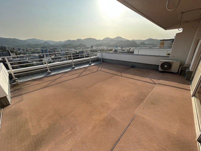 Garden House Tokuriku 3LDK Apartment in Kitakyushu - Thumbnail 3