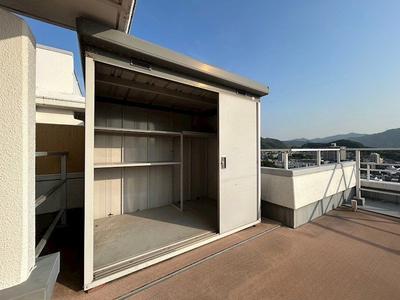 Garden House Tokuriku 3LDK Apartment in Kitakyushu — Image 3, Kokura Minami, Fukuoka