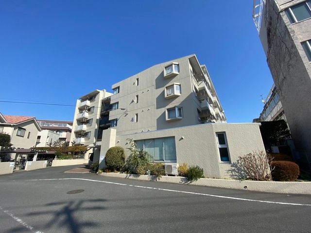 Dorumi Omiya Amanuma 3LDK Apartment for Sale in Saitama - Thumbnail 2