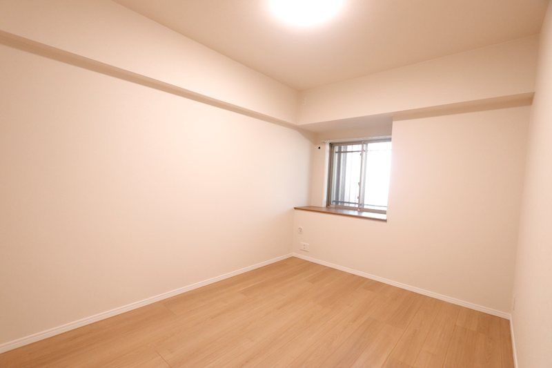 3LDK Renovated Apartment Near JR Koga Station in Ibaraki - Thumbnail 4