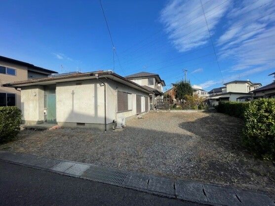 3LDK Wooden House for Sale in Fukushima City - 252 sqm Land - Thumbnail 2