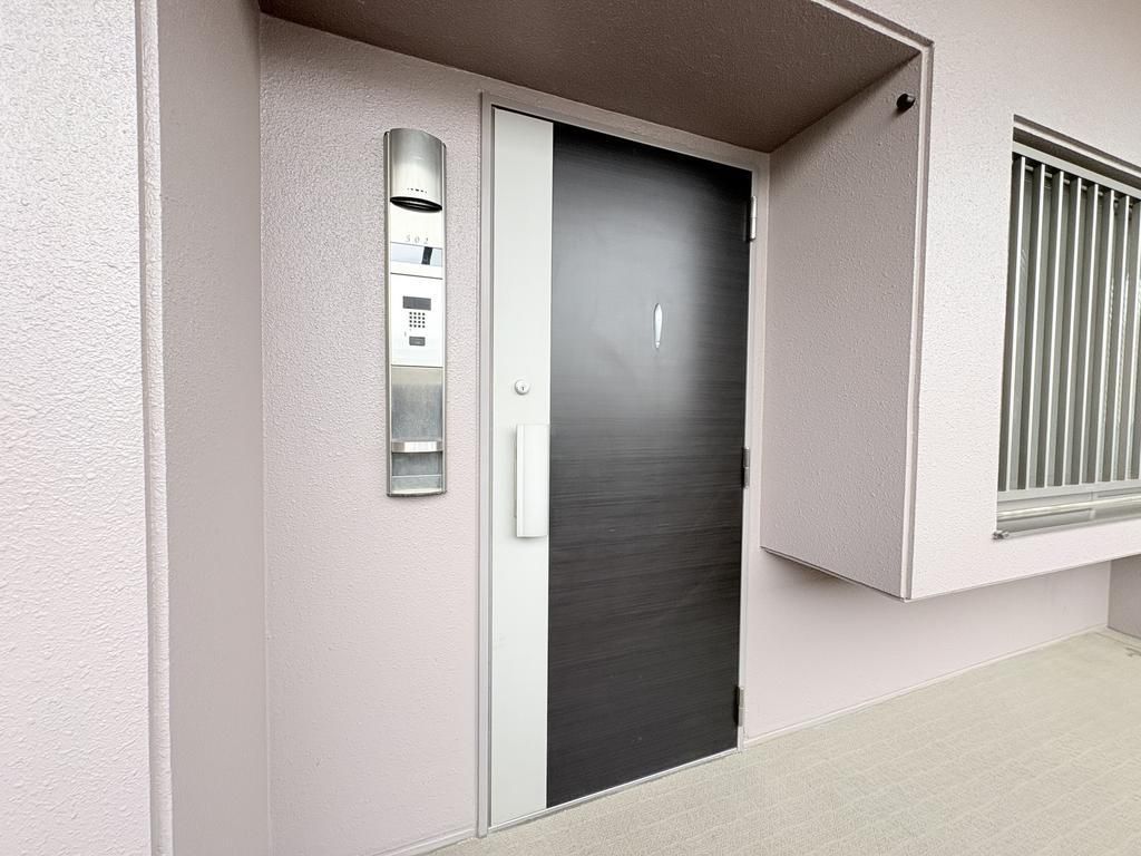 Renovated 3LDK Apartment for Sale in Maebashi, Gunma - Thumbnail 2